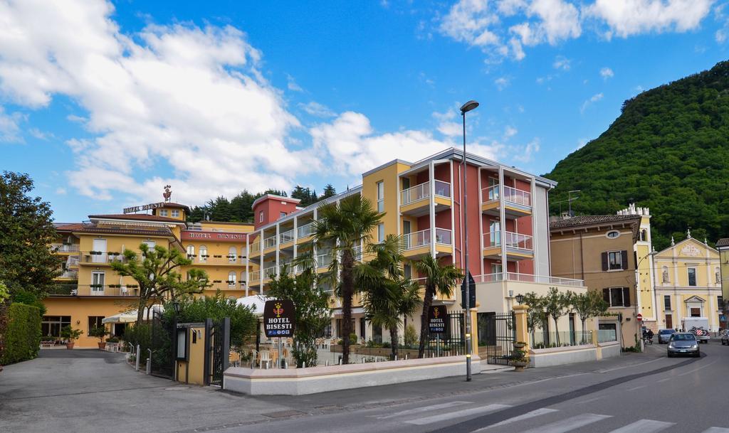 Hotel Bisesti ***S Garda  Exterior photo