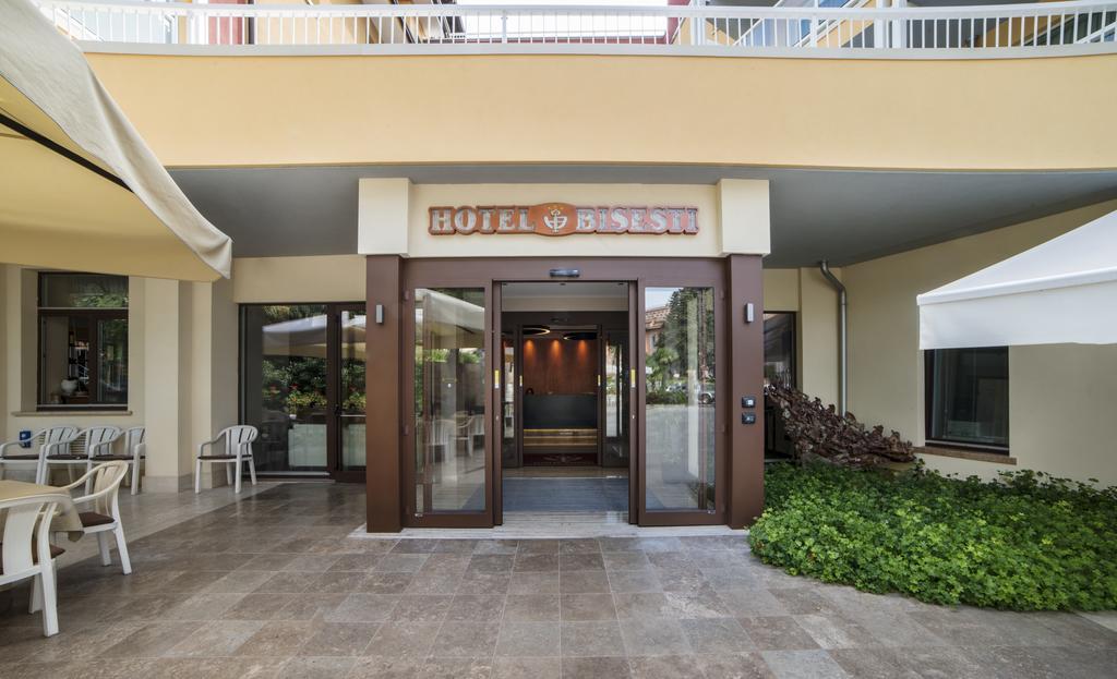 Hotel Bisesti ***S Garda  Exterior photo